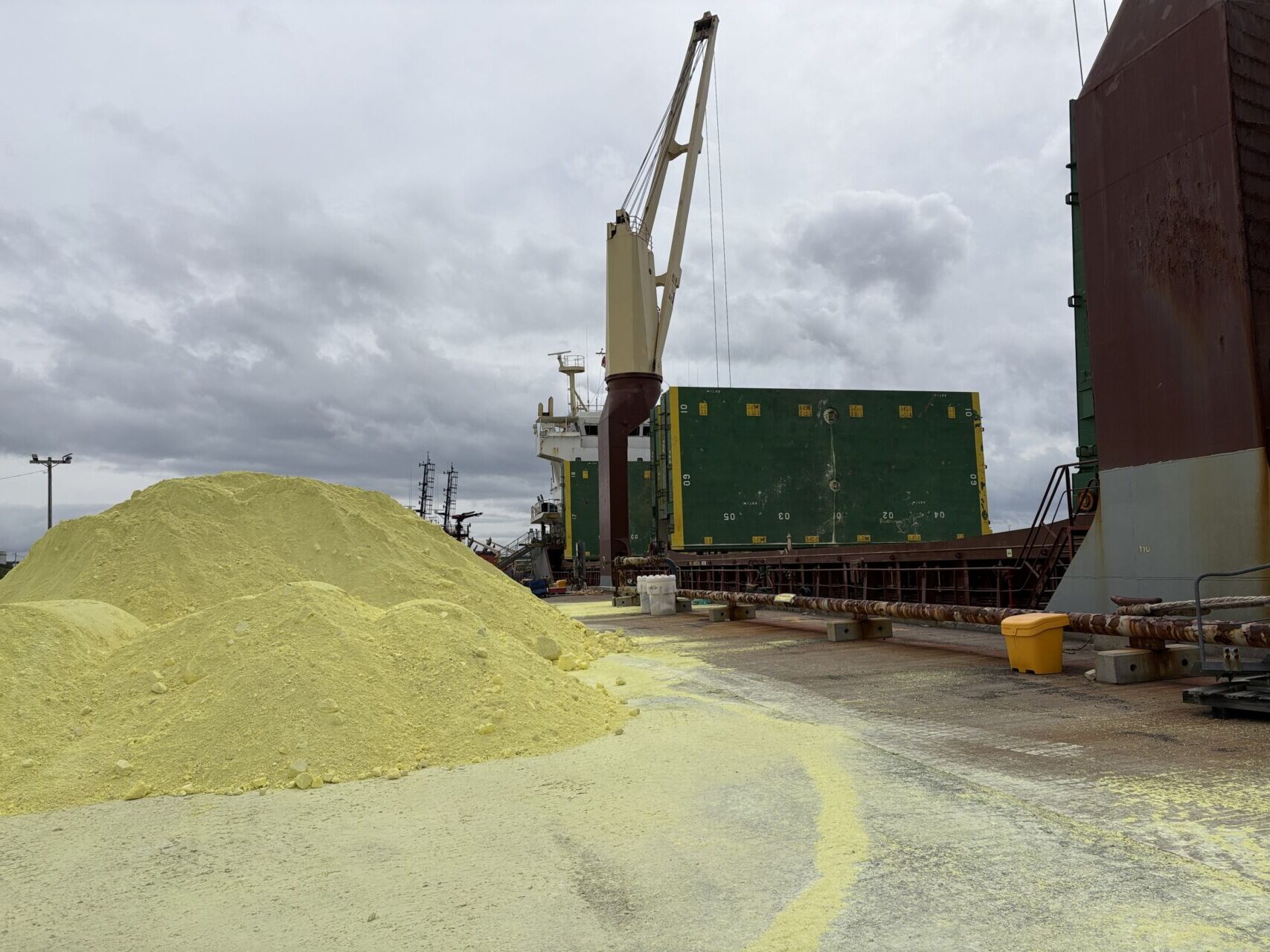 Sulphur recovery and vessel-loading support | Newfoundland and Labrador
